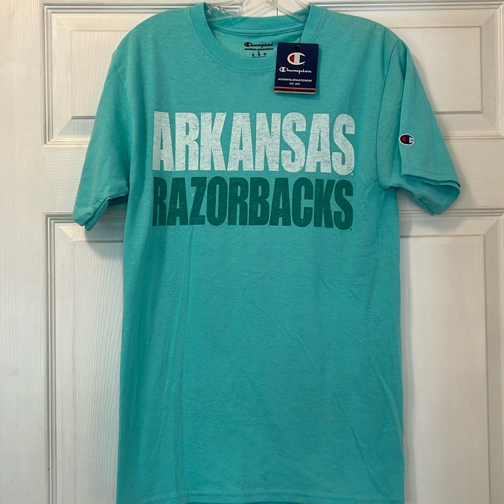NWT Champion Men’s University of Arkansas T-Shirt
